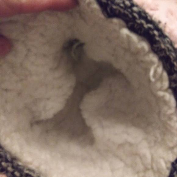 BNWOT PINK beanie!!! - Picture 3 of 3